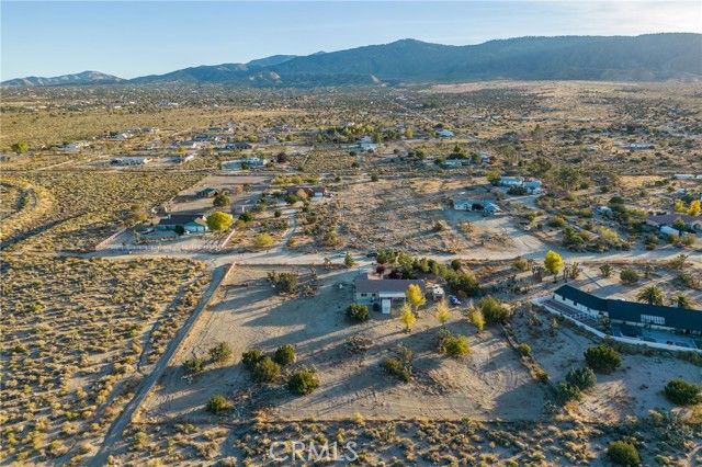 388 Calaveras Road, Pinon Hills, CA 92372