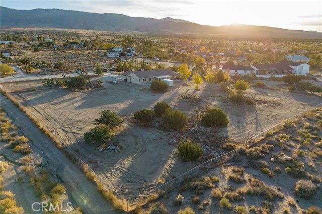 388 Calaveras Road, Pinon Hills, CA 92372