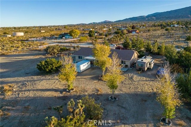 388 Calaveras Road, Pinon Hills, CA 92372