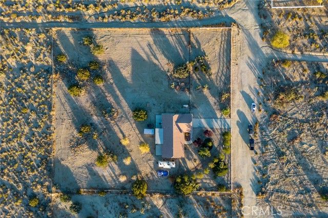 388 Calaveras Road, Pinon Hills, CA 92372