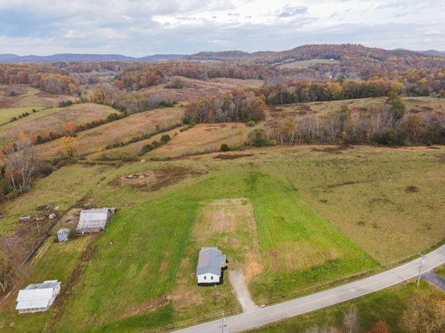 272 Terrapin Ridge Rd, Livingston, TN 38570