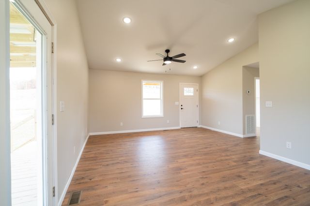 272 Terrapin Ridge Rd, Livingston, TN 38570