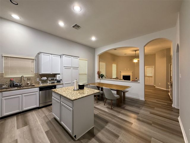 4223 Fenetre Forest Street, Katy, TX 77493