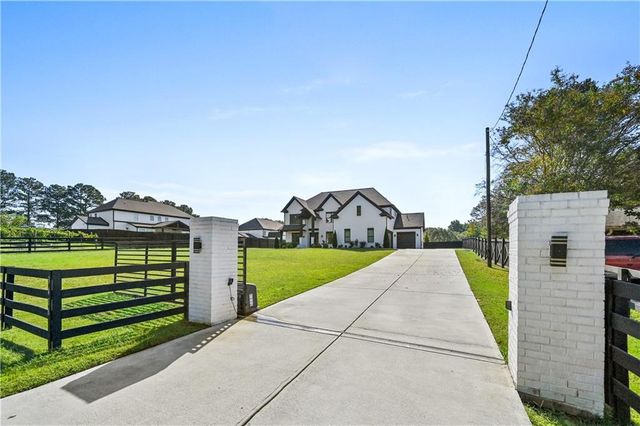 3488 Hamilton Mill Road, Buford, GA 30519