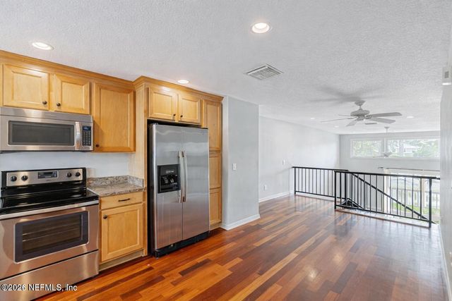 445 8TH Avenue N D, Jacksonville Beach, FL 32250