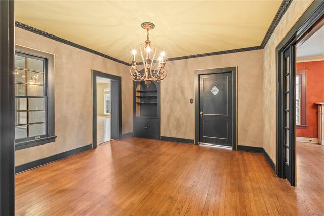 5012 Woodrow Avenue, Galveston, TX 77551