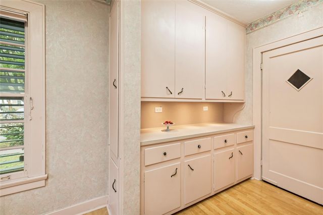 5012 Woodrow Avenue, Galveston, TX 77551