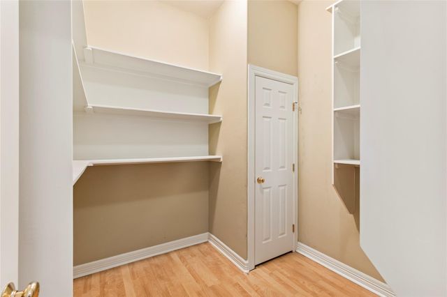 5012 Woodrow Avenue, Galveston, TX 77551