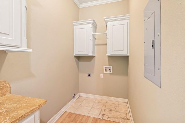 5012 Woodrow Avenue, Galveston, TX 77551