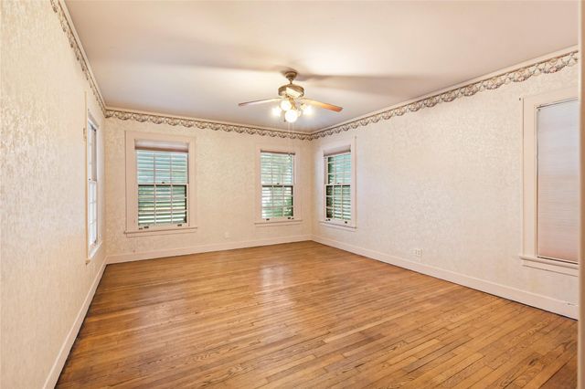 5012 Woodrow Avenue, Galveston, TX 77551