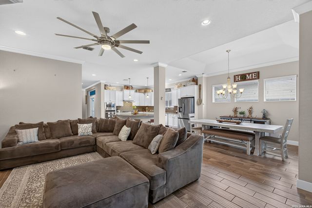 2037 Cullum Park, San Antonio, TX 78253