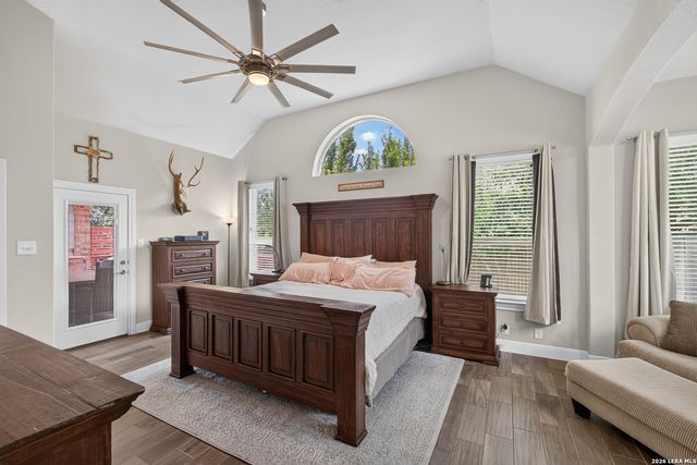 2037 Cullum Park, San Antonio, TX 78253