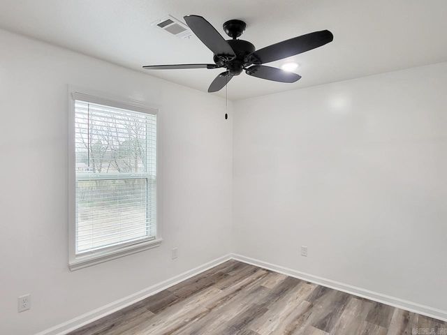 3717 Oak Leaf Cir, Jonesboro, AR 72404