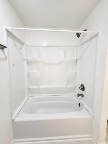 3717 Oak Leaf Cir, Jonesboro, AR 72404