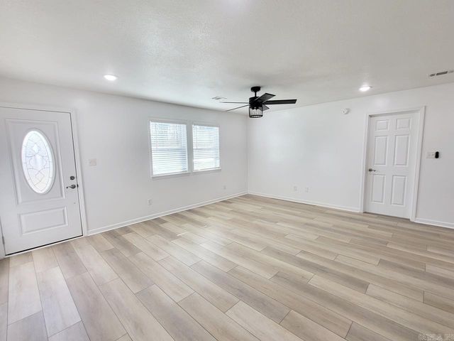 3717 Oak Leaf Cir, Jonesboro, AR 72404