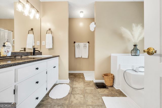187 Pine Branch Drive, Stockbridge, GA 30281