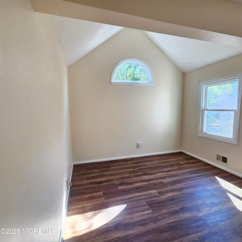3 Millay Court, Freehold, NJ 07728
