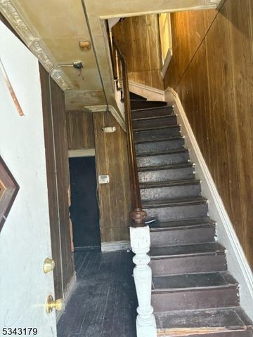 10 Beverly St 3, Newark City, NJ 07108