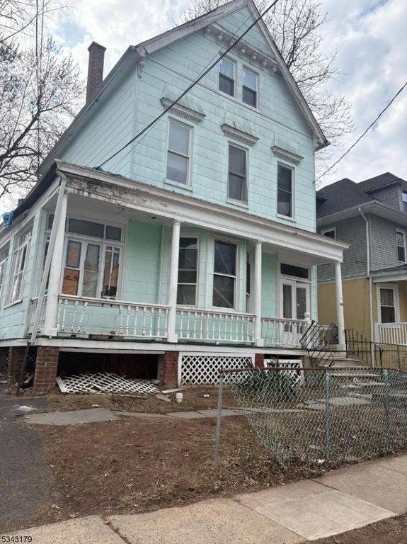 10 Beverly St 3, Newark City, NJ 07108