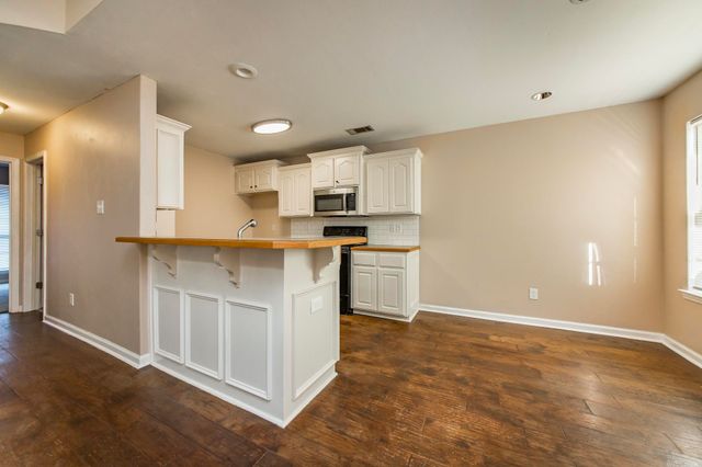 143 Weathering Drive, Austin, AR 72007