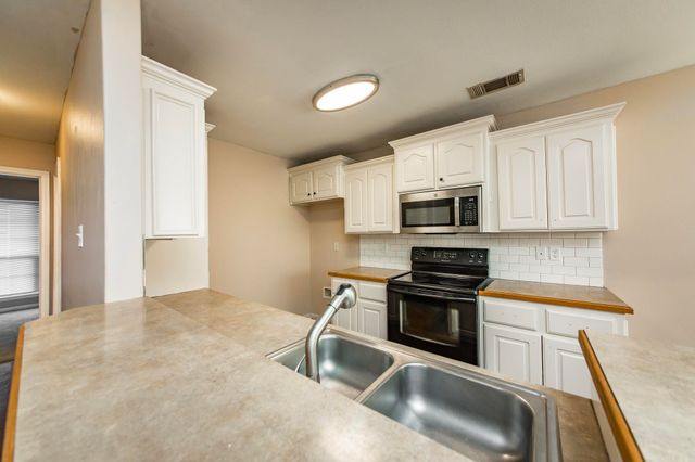 143 Weathering Drive, Austin, AR 72007