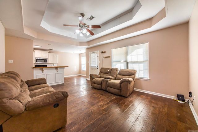 143 Weathering Drive, Austin, AR 72007