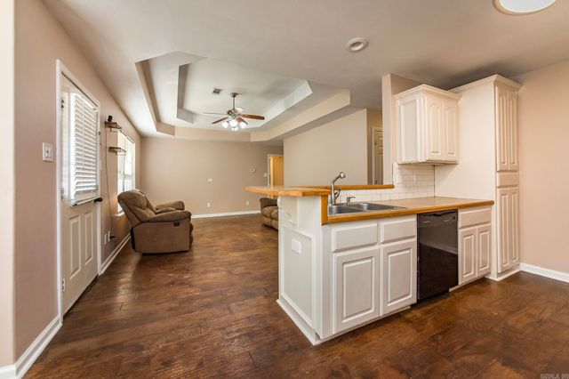 143 Weathering Drive, Austin, AR 72007