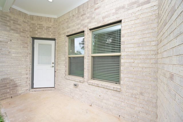 9710 Champion Heavens Drive, Spring, TX 77379