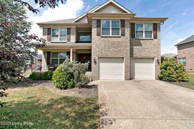 371 Persimmon Dr, Mt Washington, KY 40047