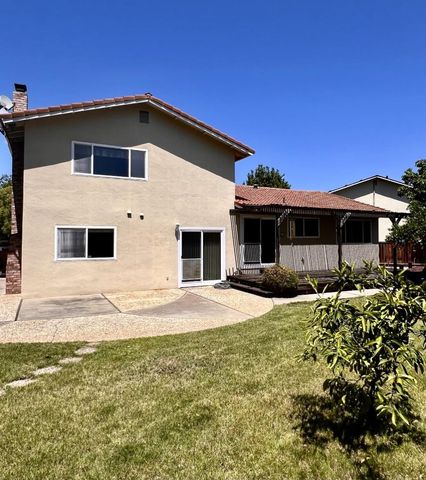 6669 Pebblewood Court, San Jose, CA 95120