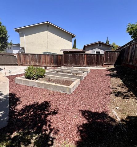6669 Pebblewood Court, San Jose, CA 95120