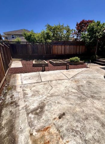 6669 Pebblewood Court, San Jose, CA 95120