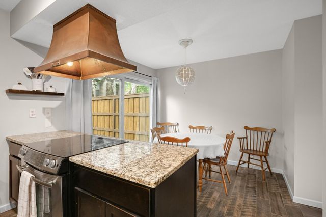 6373 Barrie Road, Edina, MN 55435