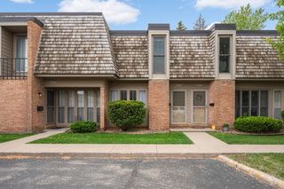 6373 Barrie Road, Edina, MN 55435