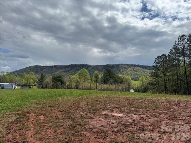 99999 Huntsville Road, Marion, NC 28752