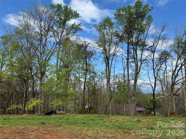 99999 Huntsville Road, Marion, NC 28752