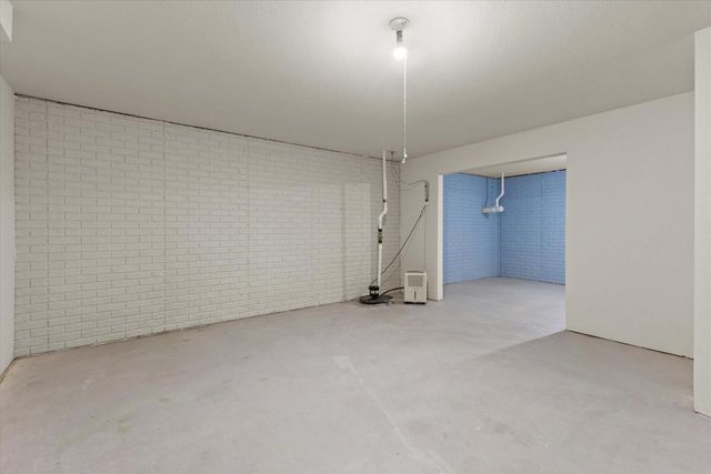 4787 W MAPLE LEAF CIRCLE, Greenfield, WI 53220