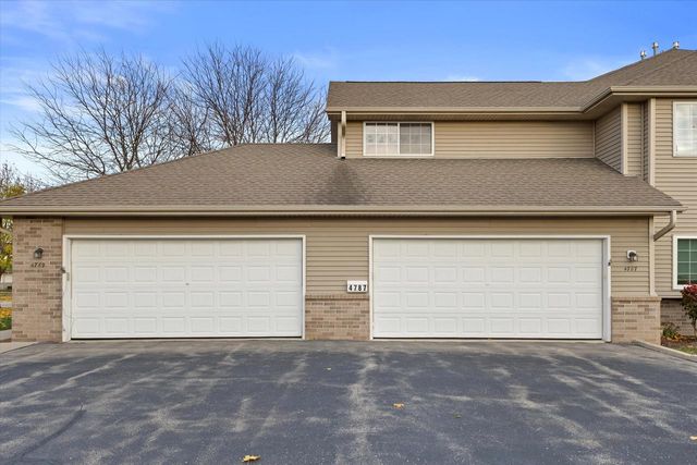 4787 W MAPLE LEAF CIRCLE, Greenfield, WI 53220