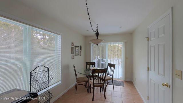 13 Andre Court, Athens, NY 12015