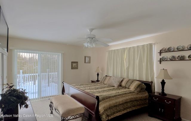 13 Andre Court, Athens, NY 12015