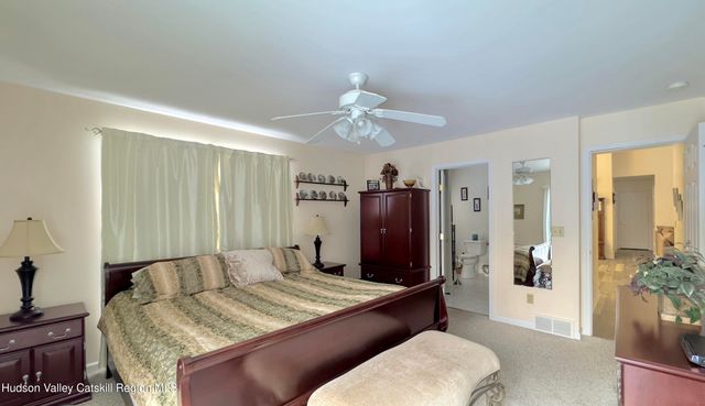 13 Andre Court, Athens, NY 12015