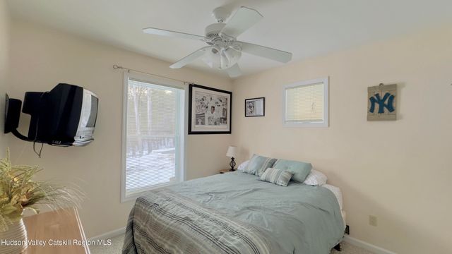 13 Andre Court, Athens, NY 12015