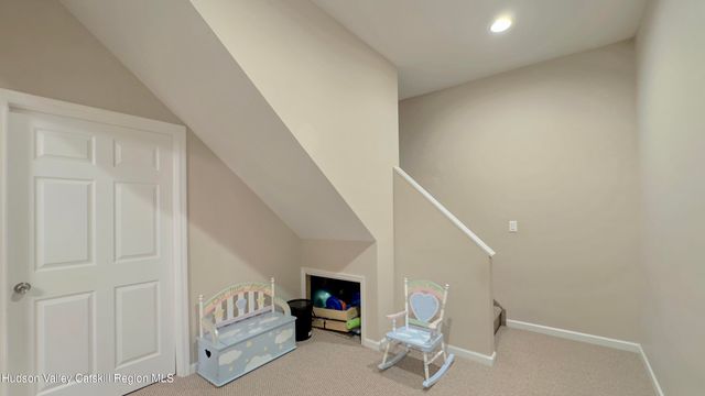 13 Andre Court, Athens, NY 12015