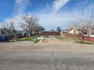 2241 Glenwood Lane, Las Vegas, NV 89156