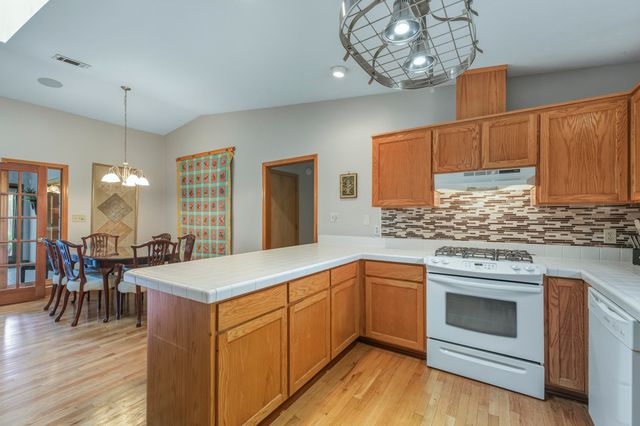 2778 Red Maple Ridge, Tallahassee, FL 32301