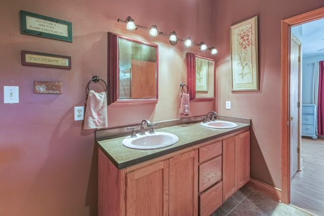 2778 Red Maple Ridge, Tallahassee, FL 32301