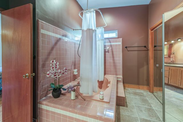 2778 Red Maple Ridge, Tallahassee, FL 32301