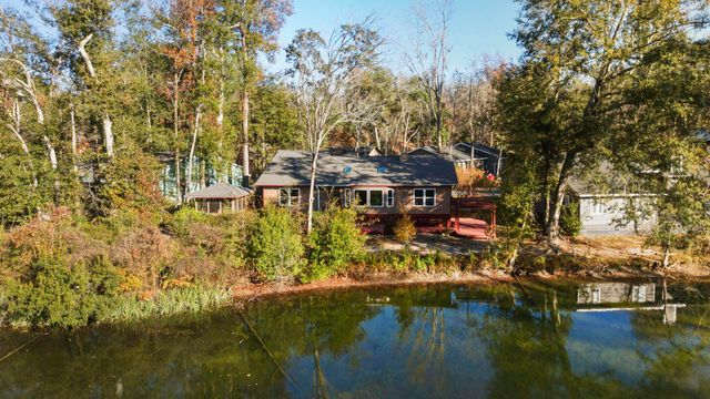 2778 Red Maple Ridge, Tallahassee, FL 32301