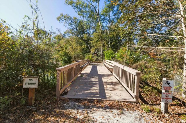 2778 Red Maple Ridge, Tallahassee, FL 32301