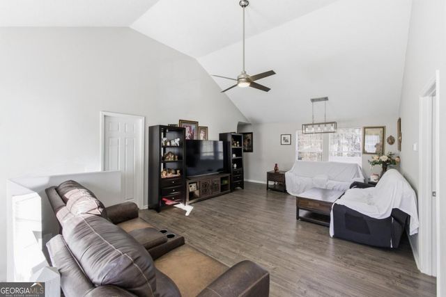 7347 Bramble Oak Drive, Douglasville, GA 30134